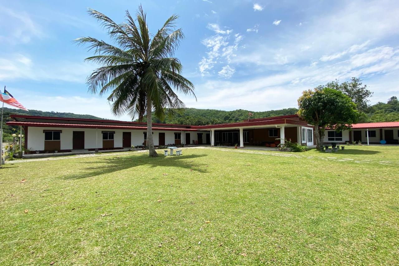 מלון קוטה קינבלו Oyo 90317 Ambong Bay Resthouse מראה חיצוני תמונה